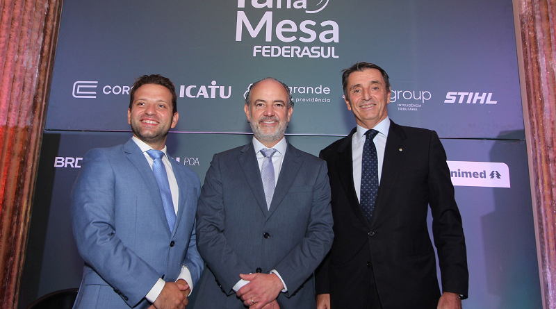 Valerio Caruso, Rodrigo Sousa Costa, Alessandro Cortese. Foto: Sergio Gonzalez/Divulgação