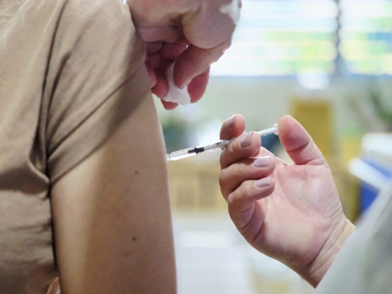 Vacinação contra a gripe começa neste sábado para grupos prioritários